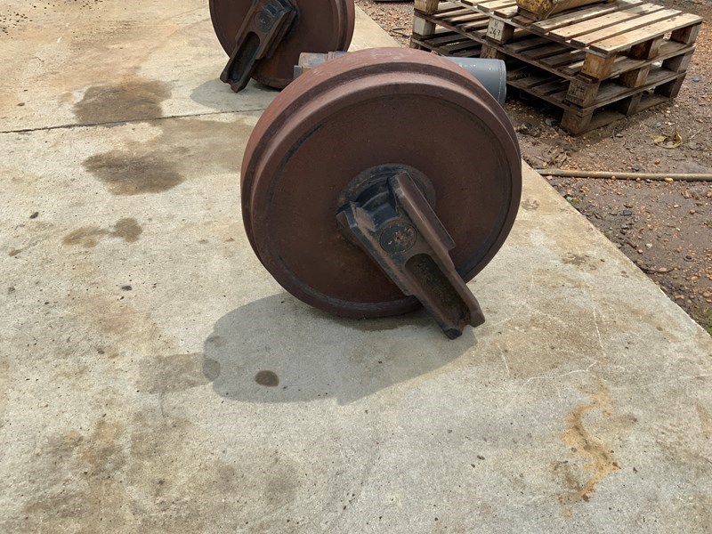 136-2422 - Idler Grp 330-L fits CATERPILLAR | Price: $1,672 Stock: Kentucky